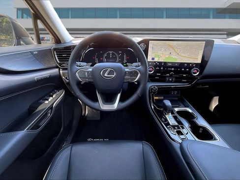 Used 2024 Lexus NX 350h AWD w/ Vision Package image 8
