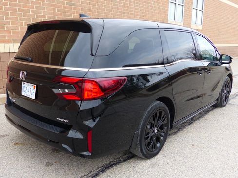 Used 2025 Honda Odyssey Sport-L image 10