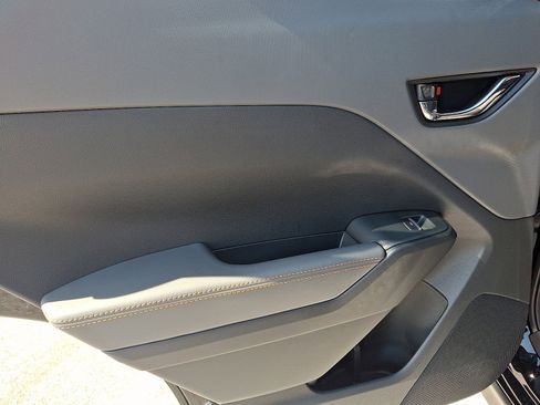 New 2026 Subaru Crosstrek 2.5i Limited AWD/4WD image 8