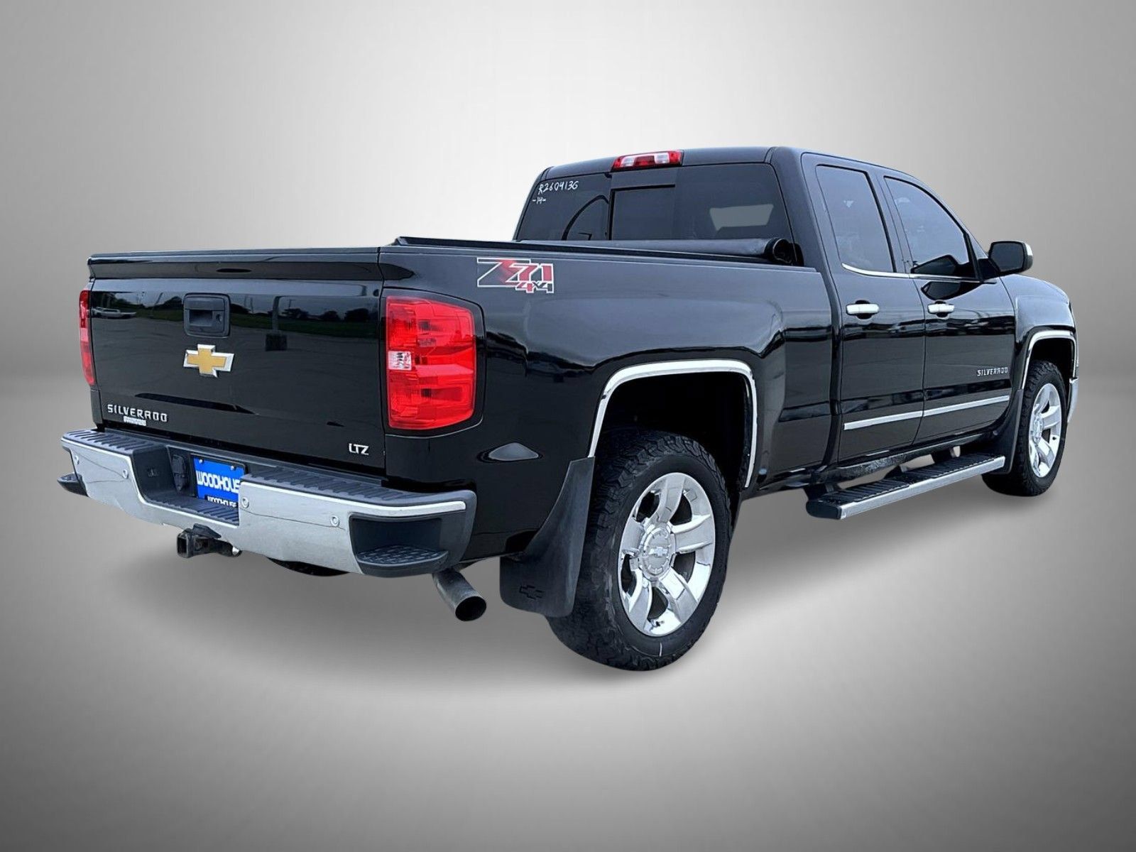 Used 2014 Chevrolet Silverado 1500 LTZ Z71 w/ LTZ Plus Package AWD/4WD image 5
