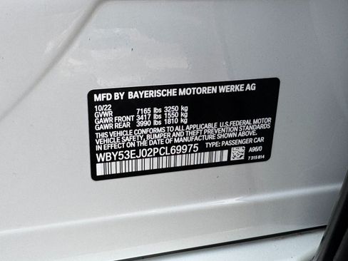 Used 2023 BMW i7 xDrive60 w/ Executive Package 2 AWD/4WD image 61