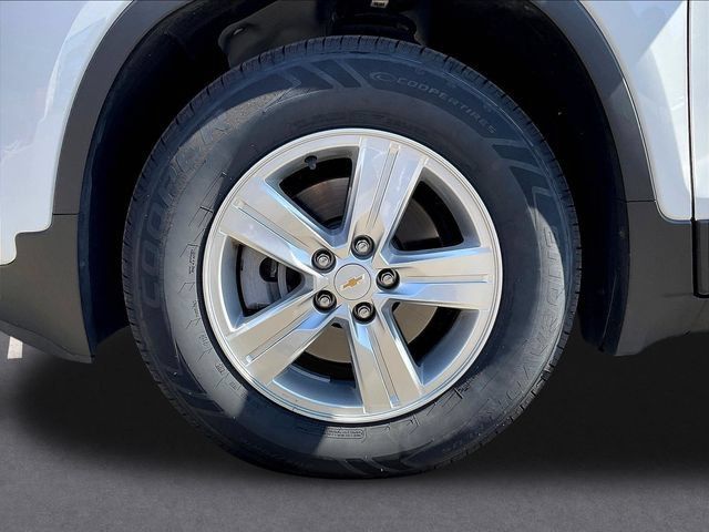 Certified 2022 Chevrolet Trax LS w/ Tint and Cruise Package FWD image 36