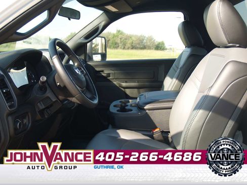 Used 2024 RAM 5500 Tradesman image 15