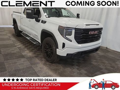 Used 2022 GMC Sierra 1500 Elevation w/ Preferred Package image 1