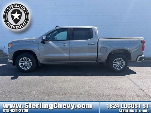 Used 2023 Chevrolet Silverado 1500 LT AWD/4WD image 2