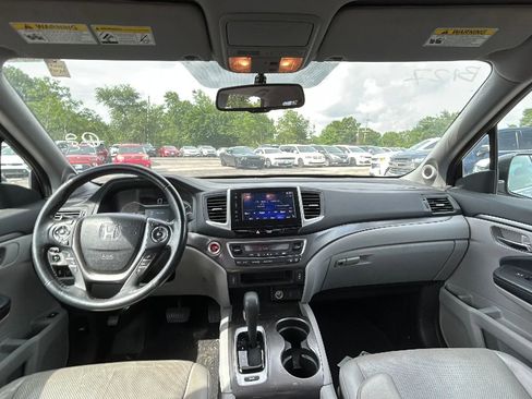 Used 2017 Honda Ridgeline RTL-T image 14