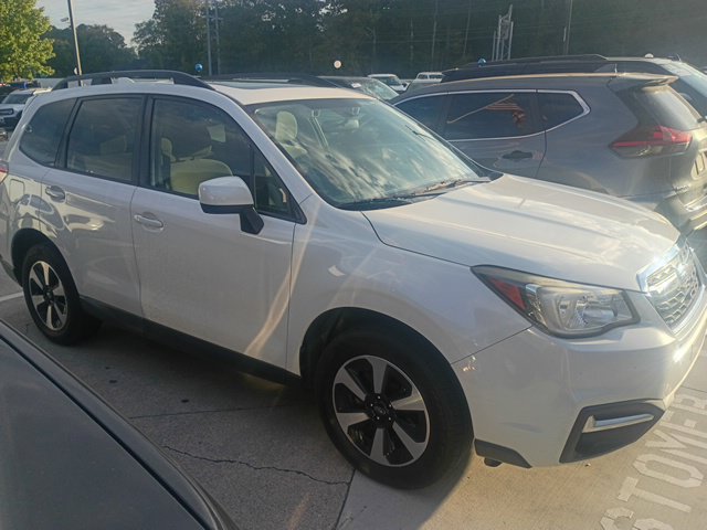 Used 2018 Subaru Forester 2.5i Premium AWD/4WD image 7
