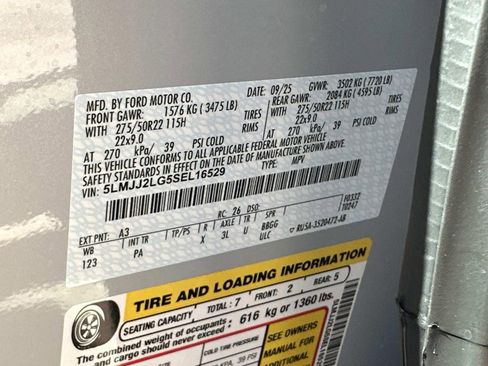 New 2025 Lincoln Navigator Reserve image 38