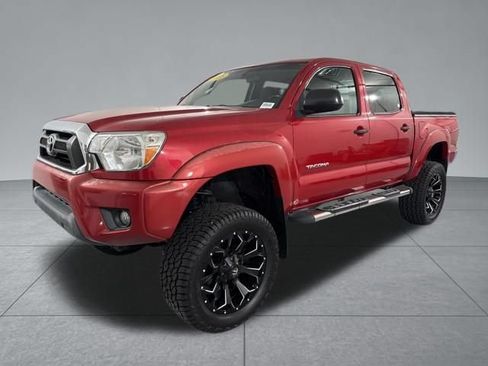 Used 2015 Toyota Tacoma PreRunner w/ SR5 Package RWD image 4