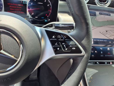 Certified 2023 Mercedes-Benz GLC 300 4MATIC image 17