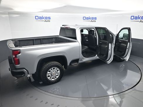 Used 2022 Chevrolet Silverado 2500 LTZ AWD/4WD image 59