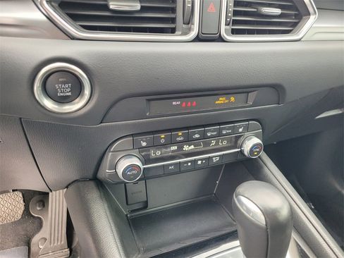 Used 2022 MAZDA CX-5 AWD 2.5 S w/ Select Package image 26