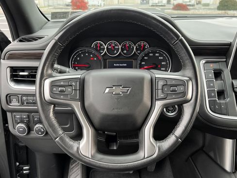 Used 2021 Chevrolet Suburban Z71 image 24