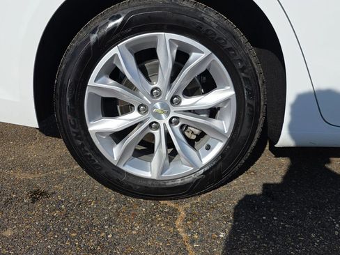Used 2024 Chevrolet Malibu LT FWD image 27
