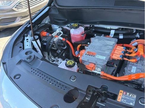 Used 2023 Chevrolet Bolt EUV LT w/ Driver Confidence Package FWD image 28