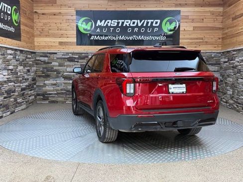 Used 2025 Ford Explorer ST-Line w/ Premium Package AWD/4WD image 8