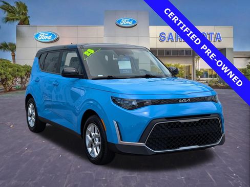 Used 2025 Kia Soul S FWD image 1