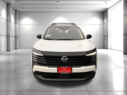 New 2026 Nissan Kicks SV w/ SV Premium Package image 2