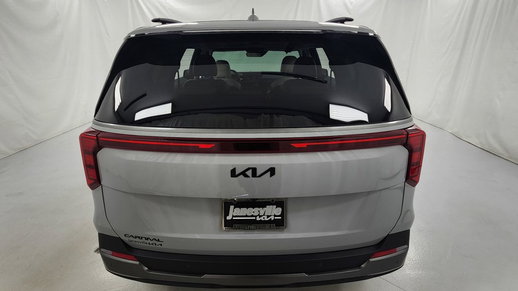 New 2027 Kia Carnival SX w/ Dark Edition Package FWD image 4