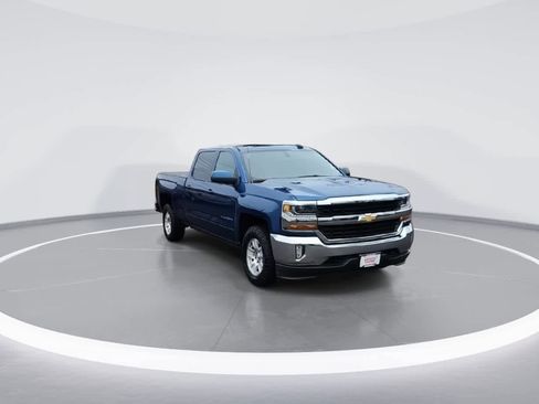 Used 2017 Chevrolet Silverado 1500 LT w/ All Star Edition image 2