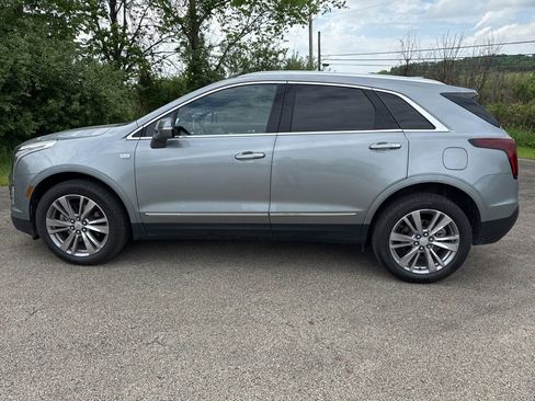 Used 2023 Cadillac XT5 Premium Luxury w/ LPO, Floor Liner Package AWD/4WD image 6