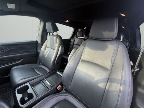 Used 2023 Honda Odyssey Sport image 27