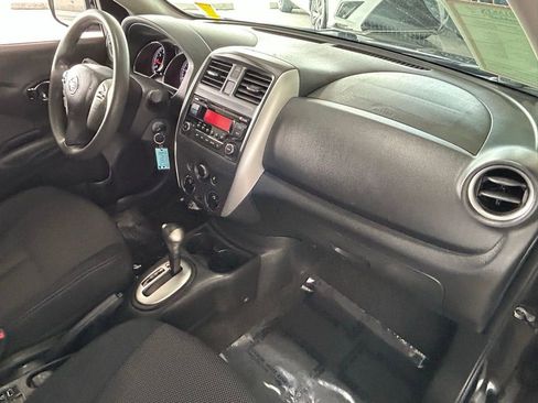 Used 2016 Nissan Versa SV image 30