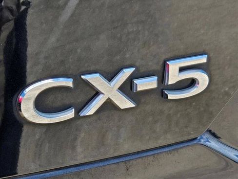 Used 2020 MAZDA CX-5 Sport FWD image 17