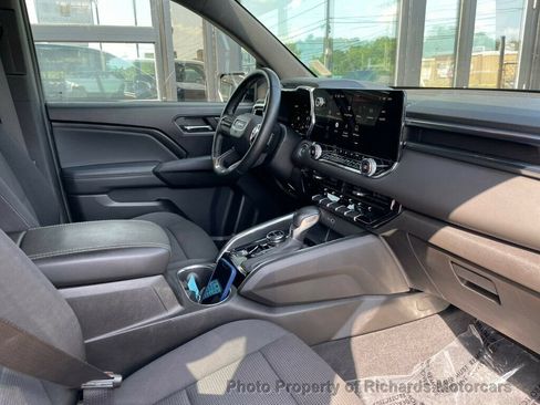 Used 2024 GMC Canyon Elevation w/ Convenience Package AWD/4WD image 22