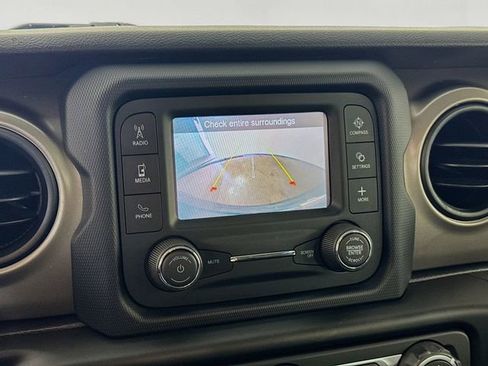 Used 2021 Jeep Wrangler Unlimited Sport AWD/4WD image 13