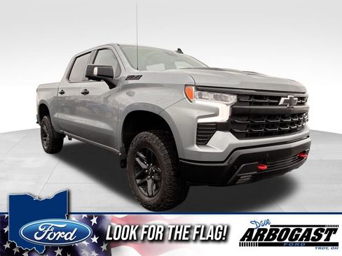 Used 2024 Chevrolet Silverado 1500 LT Trail Boss w/ LT Trail Boss Premium Package image 1