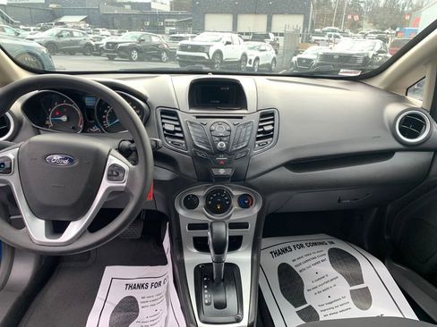 Used 2019 Ford Fiesta SE image 21