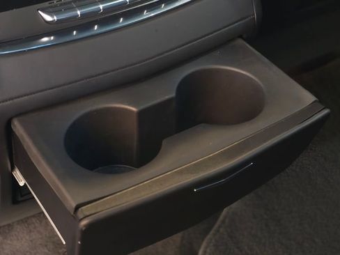 Used 2023 Cadillac Escalade ESV Sport Platinum image 32