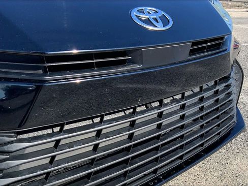 Certified 2025 Toyota Camry LE image 29