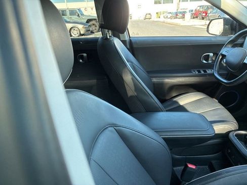 Used 2022 Hyundai Ioniq 5 Limited AWD/4WD image 18