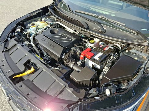 Certified 2023 Nissan Rogue S image 28