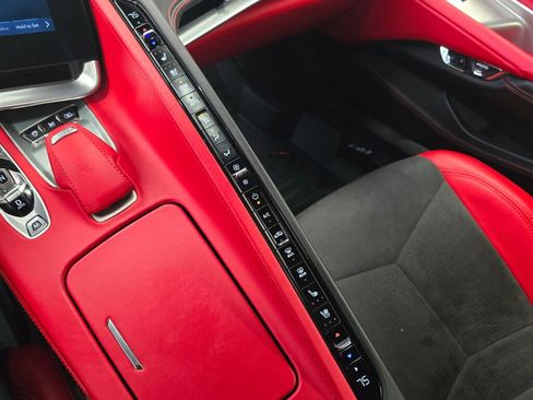 Used 2024 Chevrolet Corvette Stingray Premium Conv image 48