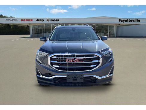 Used 2020 GMC Terrain SLT image 8