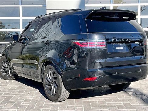 Used 2023 Land Rover Discovery S R-Dynamic image 11