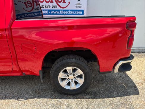 Used 2025 Chevrolet Silverado 1500 LT RWD image 16