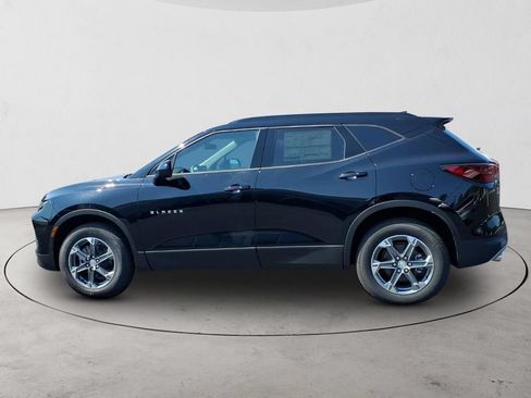 New 2026 Chevrolet Blazer LT w/ Convenience Package AWD/4WD image 8