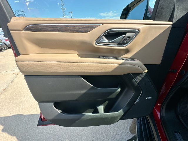 Used 2022 Chevrolet Tahoe Premier w/ Max Trailering Package AWD/4WD image 33