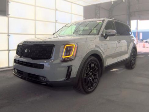 Used 2021 Kia Telluride SX w/ SX Prestige Package AWD/4WD image 1