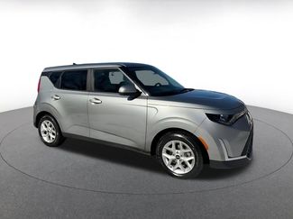 Used 2025 Kia Soul LX w/ LX Technology Package video 2