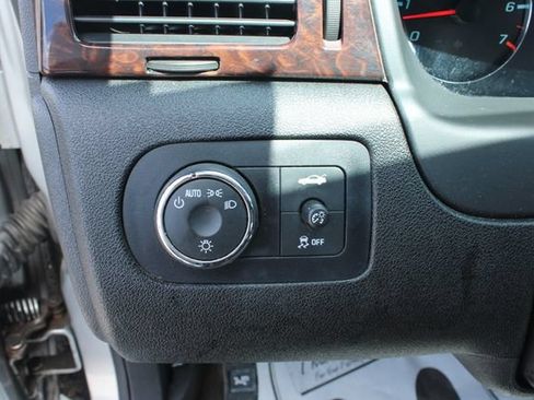 Used 2013 Chevrolet Impala LT w/ LT Sunroof Package FWD image 15