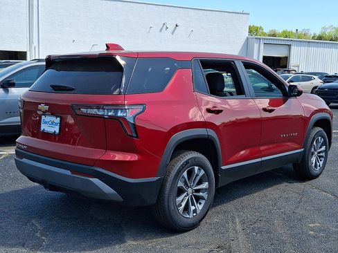 New 2026 Chevrolet Equinox LT AWD/4WD image 5