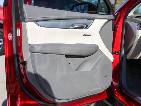 Certified 2021 Cadillac XT5 Premium Luxury image 26