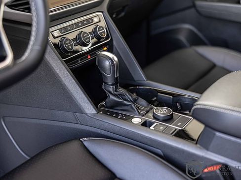 Used 2022 Volkswagen Atlas SE image 21