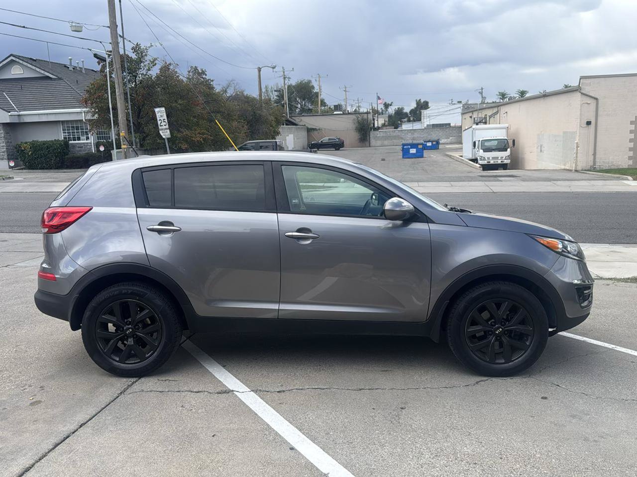 Used 2016 Kia Sportage LX FWD image 4