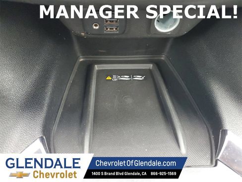 Used 2022 Chevrolet Traverse RS image 28